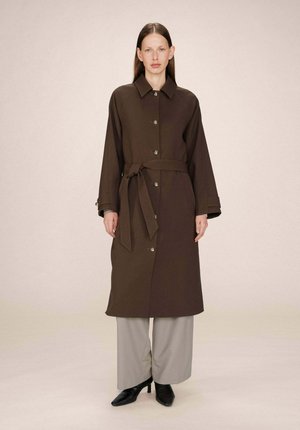 LONG BOUTONS DORÉS SCOTT - Trench - chocolat
