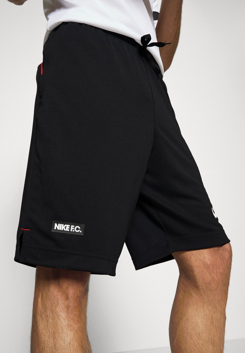 Herren Shirts | Nike Performance LIBERO SHORT kurze Sporthose black/habanero red/white/schwarz - KD00172 Herren Shirts | Nike Performance LIBERO SHORT kurze Sporthose black/habanero red/white/schwarz - KD00172