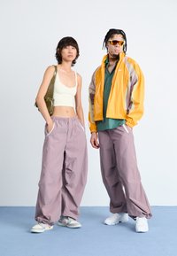 Thumbnail Image 3