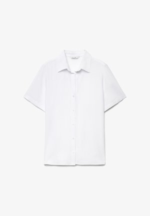 Camicia bianca a maniche corte con colletto classico, bottoni frontali e orlo dritto, mostrata su uno sfondo bianco.