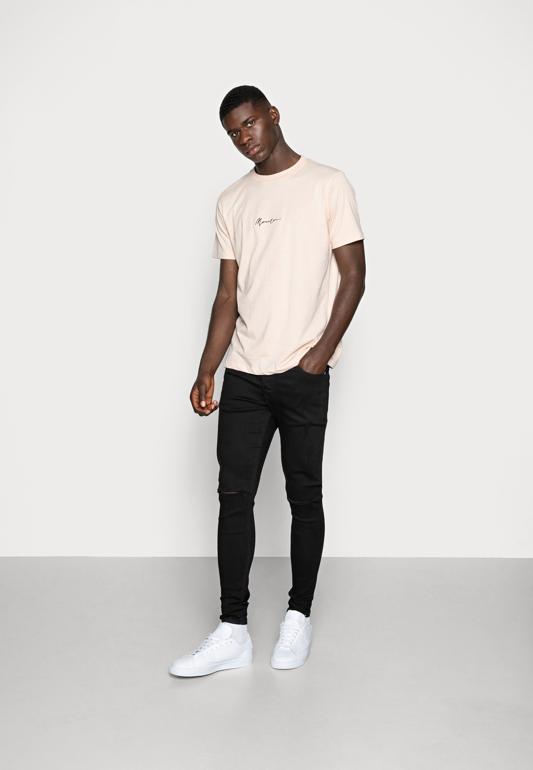 Men ESSENTIAL SIG UNISEX - Basic T-shirt Men ESSENTIAL SIG UNISEX - Basic T-shirt