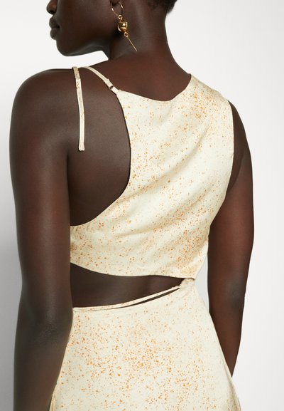 Holzweiler DANIELLA DRESS - Galajurk - red mix