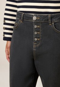 Oltre Vaqueros tapered - nero