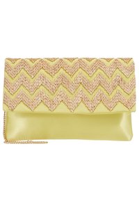 Žlutá saténová kabelka s zlatým korálkovým chevron vzorem na klopě, s odnímatelným řetízkem. Hladký povrch, obdélníkový tvar.
