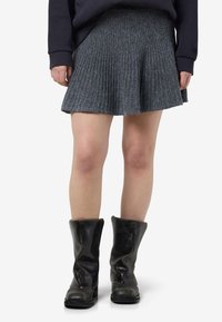 Noisy May sukňa v tvare A - medium grey melange
