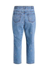 Svetlo modri traper hlače z visokim pasom in ravnimi hlačnicami. Izvezeni cvetlični vzorci po celotni površini in pet žepov na hrbtni strani.