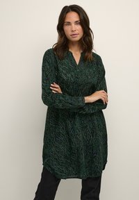 Kaffe KAMARANA - Tričkové šaty - green blue leo print