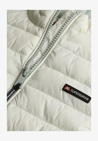 Niewybrane, off white