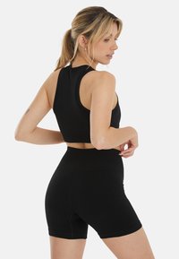 SQUATPROOF SUPPORT SEAMLESS HIGH NECK  - Top - black