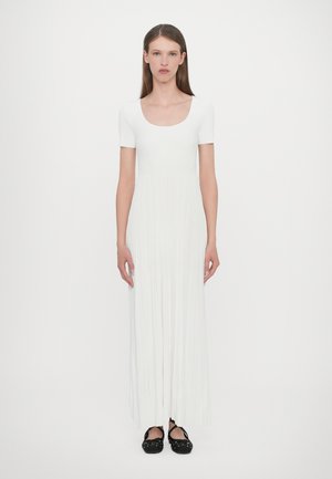 EMPIRE SCOOP - Jumper dress - white