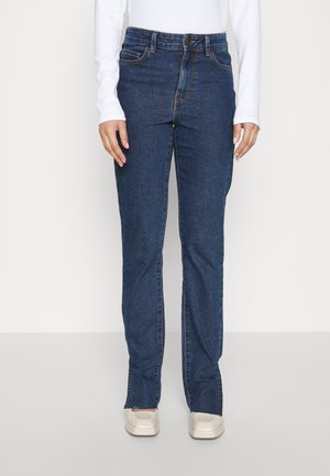 Pieces Petite PCPEGGY SLIT - Skinny džíny - dark blue denim