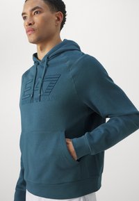 EA7 Emporio Armani UNISEX - Kapuzenpullover - verde scuro