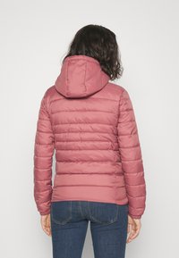 ONLY MATERNITY OLMTAHOE HOOD - Lengva striukė - rose brown