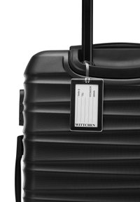 WITTCHEN MEDIUM SUITCASE WITH LUGGAGE TAG FROM ABS - Kufr - black