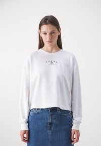 Tommy Jeans ESSENTIAL biały