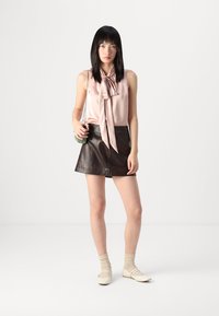 Pinko GRASS GONNA - Miniskjørt - marrone/chicco di caffe'