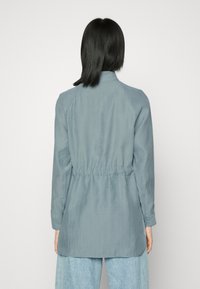 YAS YASCASSIE TIE - Blusa - turquoise