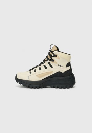 APAZE HIGHTOP - High-top trainers - antique white/black