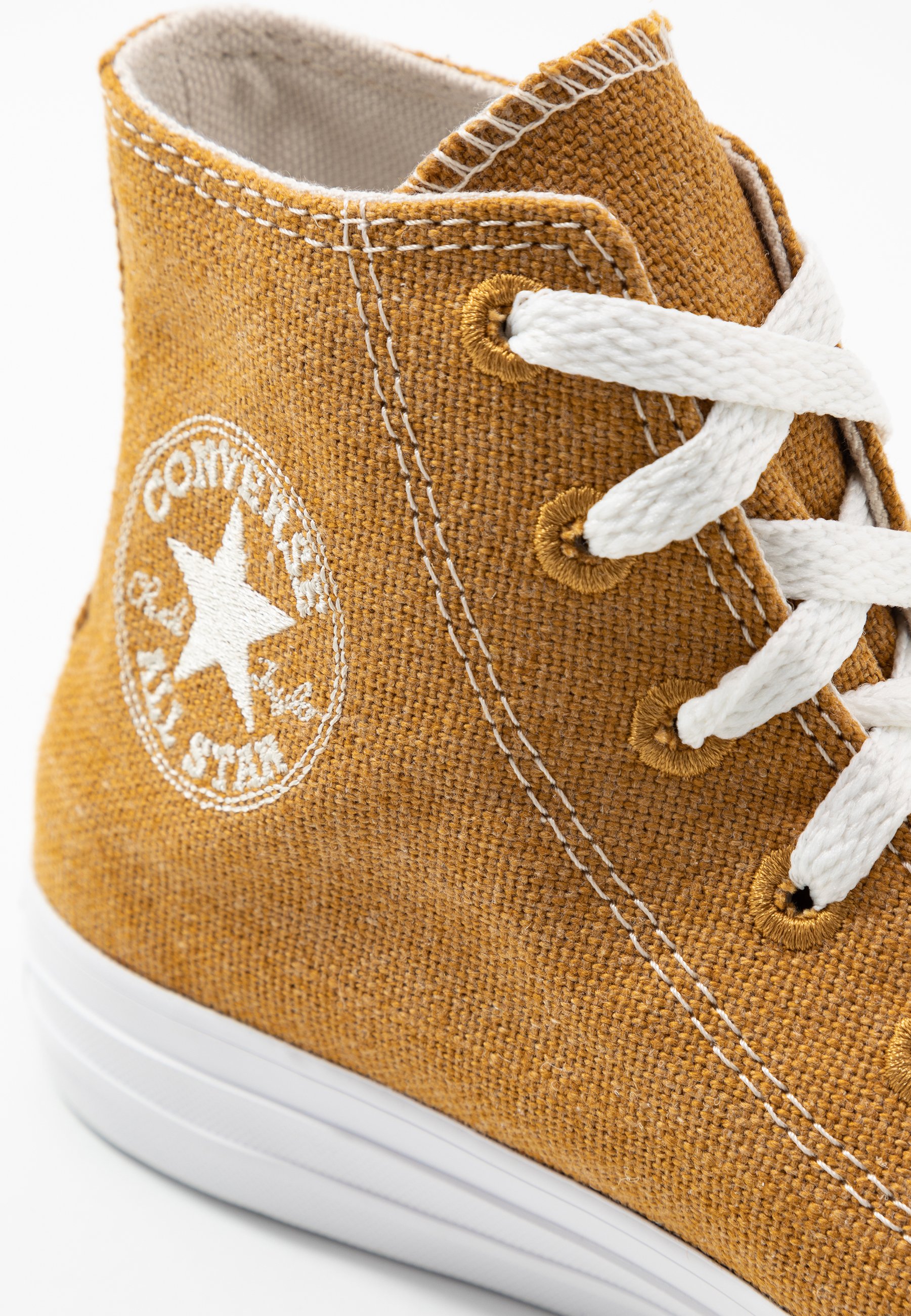 converse marron clair