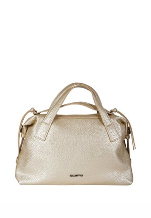 Borsa a mano in pelle dorata con superficie testurizzata, doppi manici e chiusura con zip. Presenta un logo sul davanti e lacci laterali regolabili.