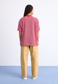 Carhartt WIP BRANDON PANT - Relaxed fit jeans - bourbon