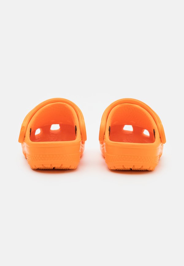 CLASSIC UNISEX - Clogs - orange zing4