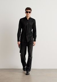 BOSS HANK SPREAD - Košeľa - black