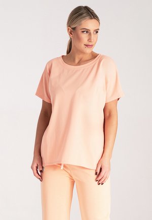 - T-shirt basic