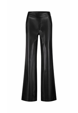 Zwarte imitatie leren flared broek met een gladde textuur, hoge taille en zijzakken. Ontworpen voor een losse, wijde pasvorm.