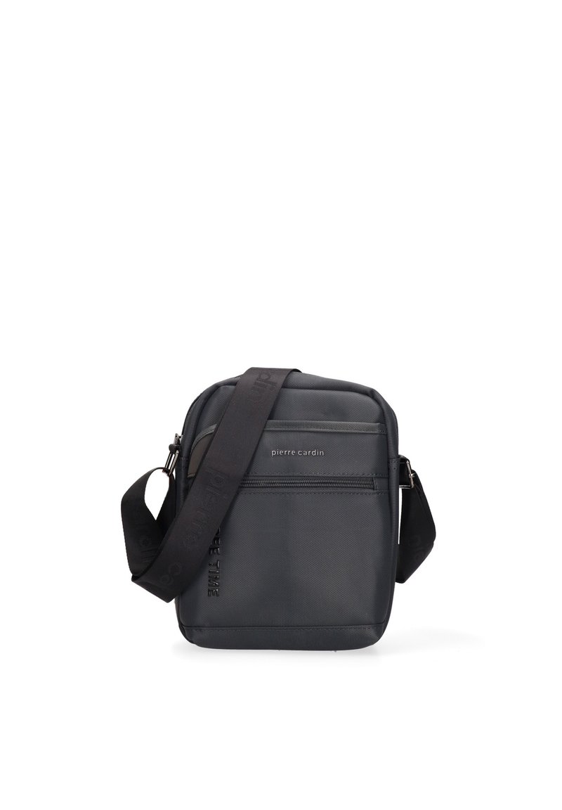 Borsa a spalla nera con finitura liscia, forma rettangolare, tasca frontale con zip e tracolla regolabile con branding impresso.