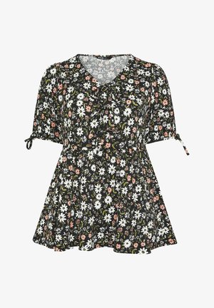 Zwarte bloemenblouse met witte en roze madeliefjespatronen, korte mouwen met strikjes, V-hals en een gerimpelde voorkant.