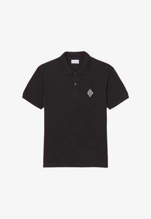 Zwart poloshirt van glad katoen, met een kraag, twee knopen en een wit diamantlogo op de linkerborst. Klassieke pasvorm.