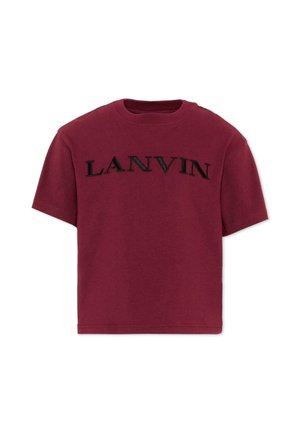 Bordowa koszulka z krótkim rękawem z czarnym, haftowanym tekstem "LANVIN" na wysokości klatki piersiowej, okrągły dekolt i proste przeszycia na dole.