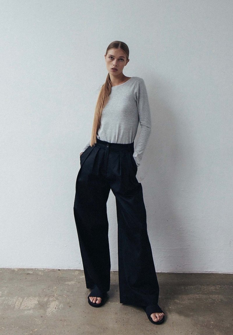 MUUV.APPAREL - Bluzka z długim rękawem