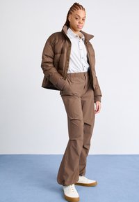The North Face PANT - Nohavice - smokey brown
