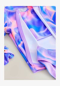 Unausgewählt, purple tie dye