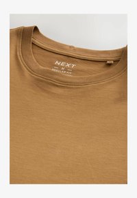 Valgt, ochre yellow