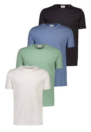 Vier effen T-shirts met korte mouwen in wit, lichtgroen, lichtblauw en zwart, gerangschikt in een verticaal overlappende rij.
