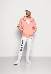 Nike Sportswear M CLUB HOODIE FZ BB - Camisola com fecho - lt madder root/white