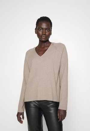 LYNETTE - Jumper - brown
