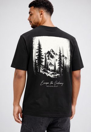 Neverless, HERREN T-SHIRT BACKPRINT - ESCAPE THE ORDINARY - OVERSIZED - Print T-shirt - relaxed-fit schwarz