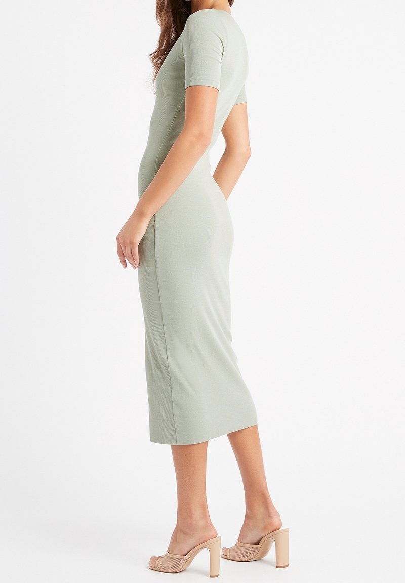 green emerald velvet dress Anemos main image 1