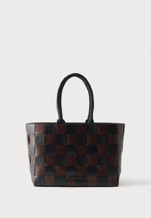 KLARA TOTE - Bolso de mano - black/espresso