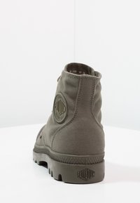 Palladium Botki sznurowane