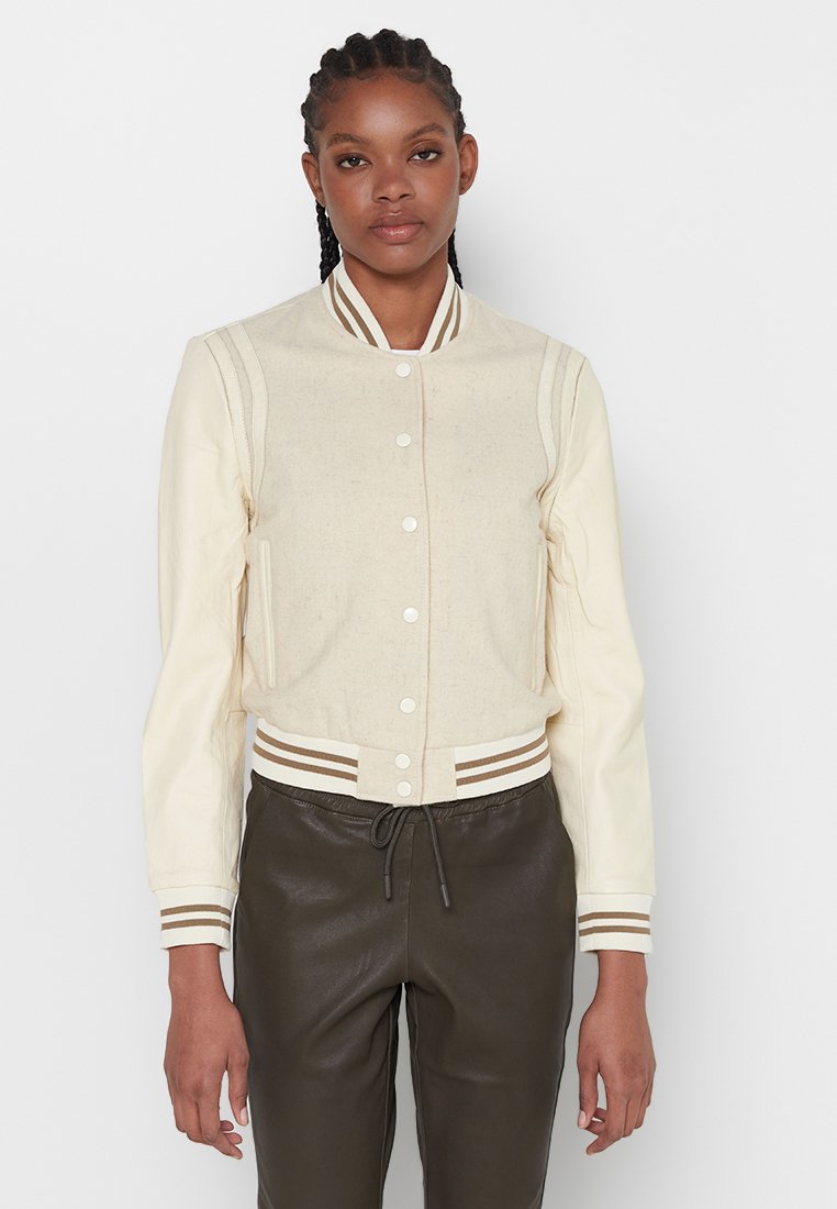 Goosecraft Bomberjacks beige