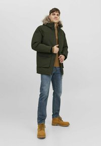 Jack & Jones JJEWING - Abrigo de invierno - Rosin