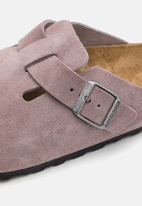 Birkenstock BOSTON LEVE NARROW UNISEX - Papuci de casă - faded purple