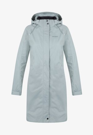 Světle modrá nepromokavá parka s vysokým límcem, nastavitelnou kapucí, dlouhými rukávy a bočními kapsami. Hladký, mírně lesklý materiál.