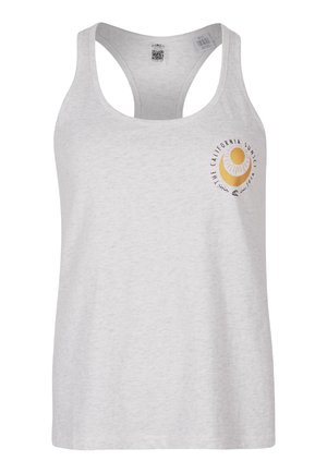 Jasnoszary top na ramiączkach typu racerback z małą żółtą grafiką słońca i półksiężyca oraz napisem "The California Sunset" na górnej lewej piersi.