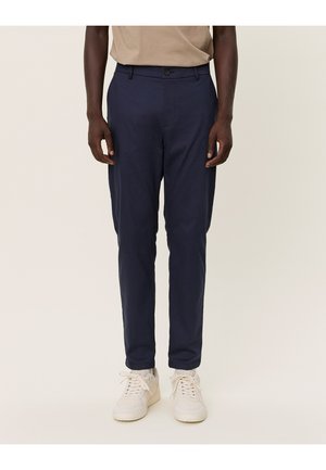 Marineblaue Hose aus einem glatten Stoff, mit geradem Bein, vorderen Taschen und einem Ein-Knopf-Verschluss.